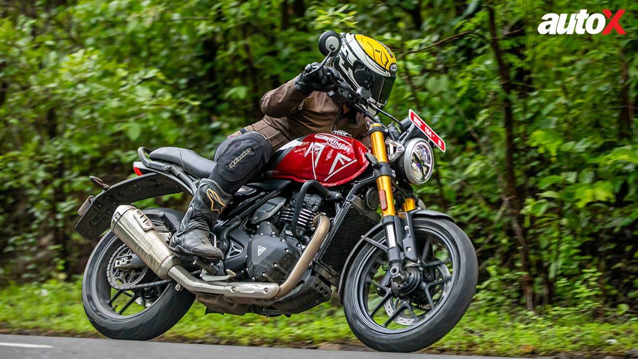 Triumph Speed 400 Motion View