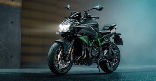 2023 Kawasaki Z H2, ZH2 SE Launched in India at a Starting Price