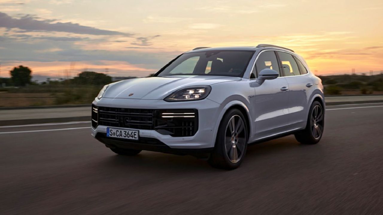 2024 Porche Cayenne Turbo E Hybrid