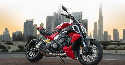 Ducati Diavel V4 2023