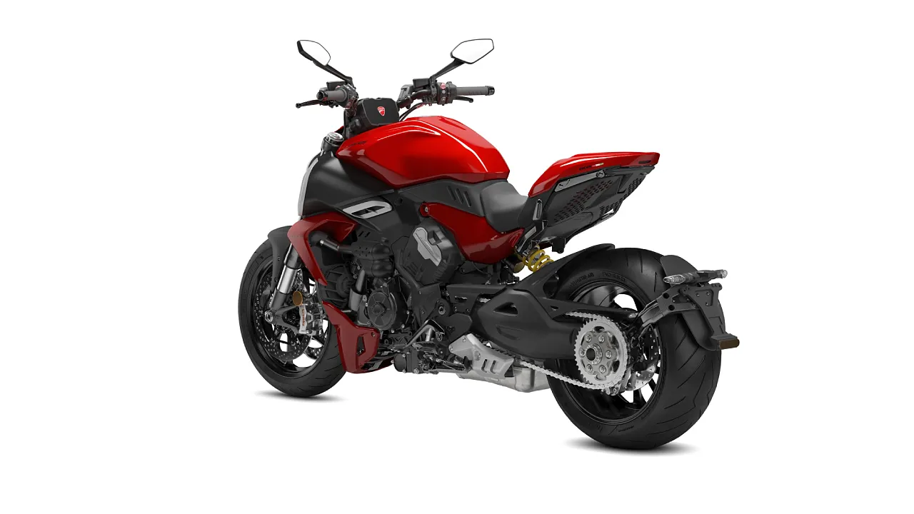 Diavel V4
