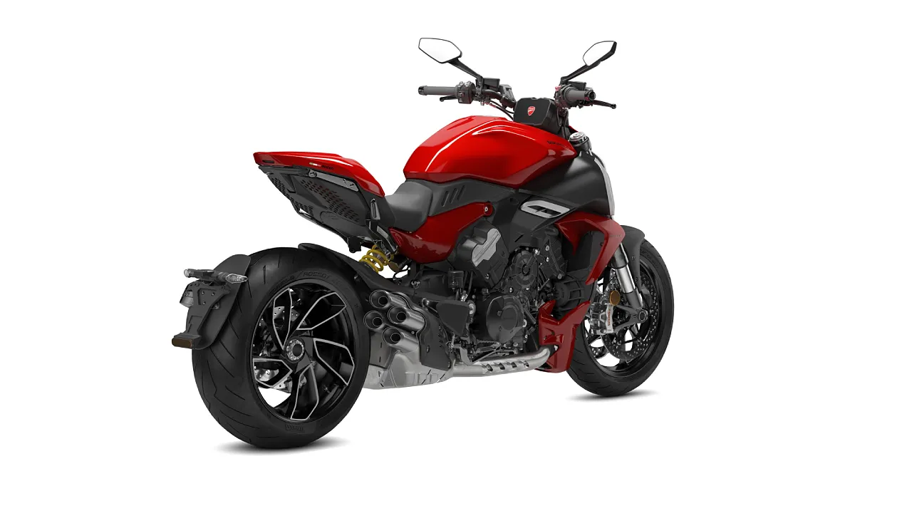 Diavel V4