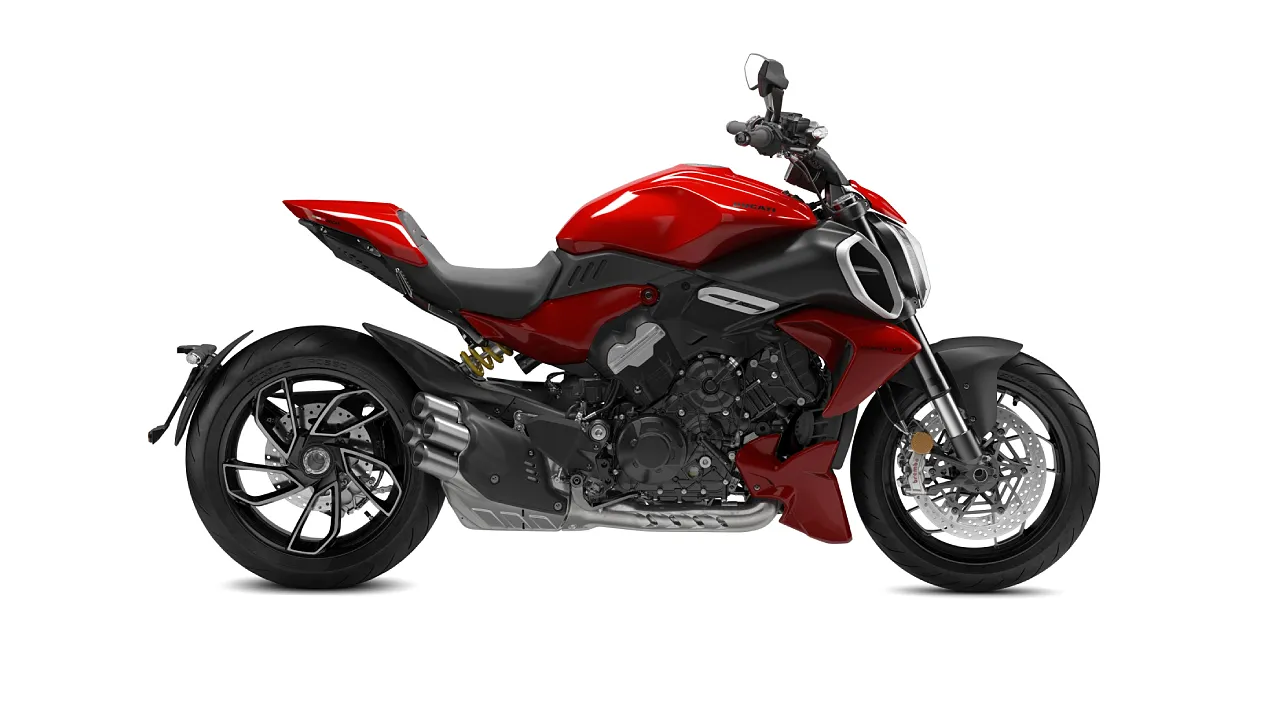 Diavel V4