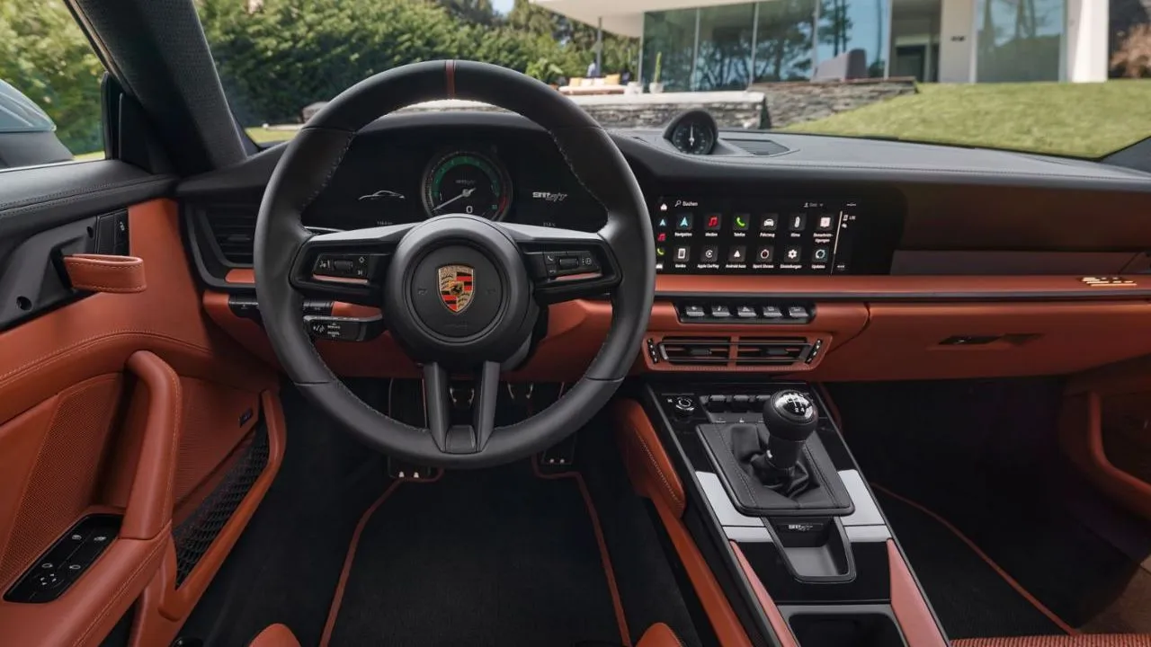 Porsche 911 S T Interior