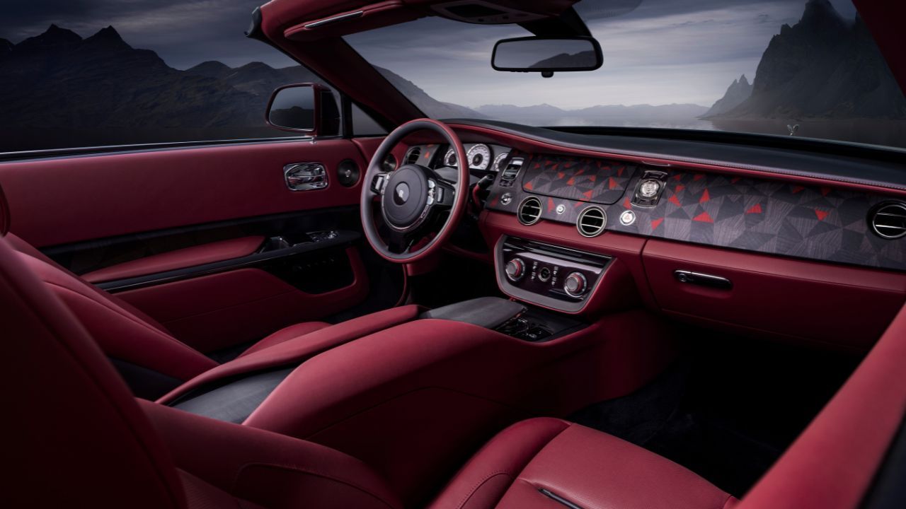 ROLLS ROYCE LA ROSE NOIRE DROPTAIL Interior