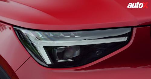 Volvo C40 Recharge Headlight1