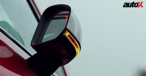 Volvo C40 Recharge ORVM Blinker1