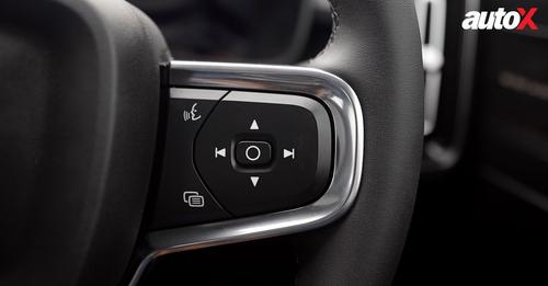 Volvo C40 Recharge Right Steering Mounted Controls1