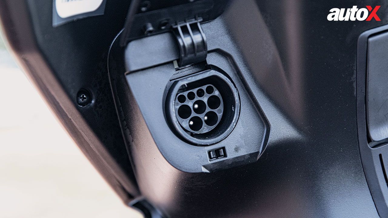 ATHER 450S Charging