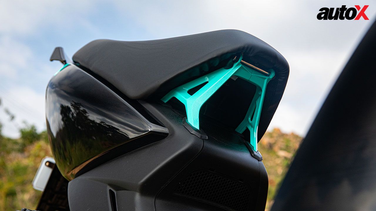 ATHER 450S Seating