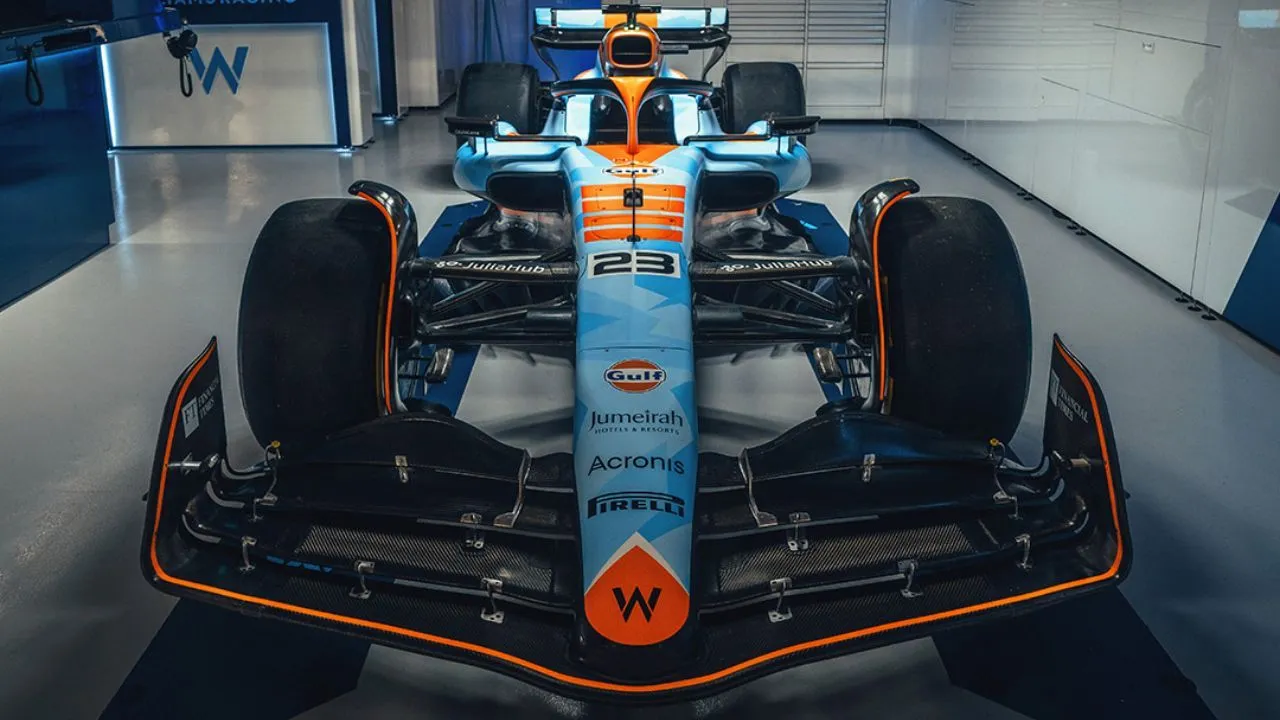 F1 Singapore GP Williams FW45 Gulf Livery 1 