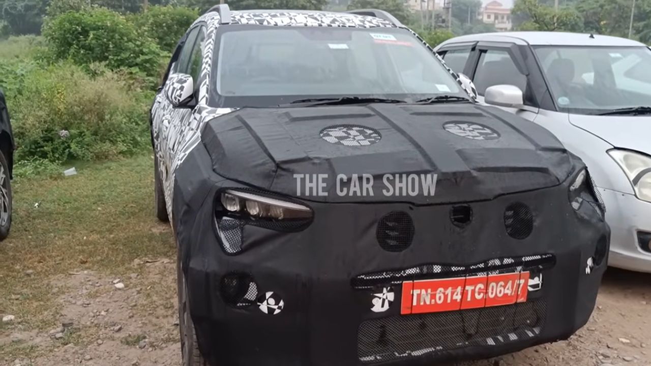Kia Sonet Facelift Spied Front