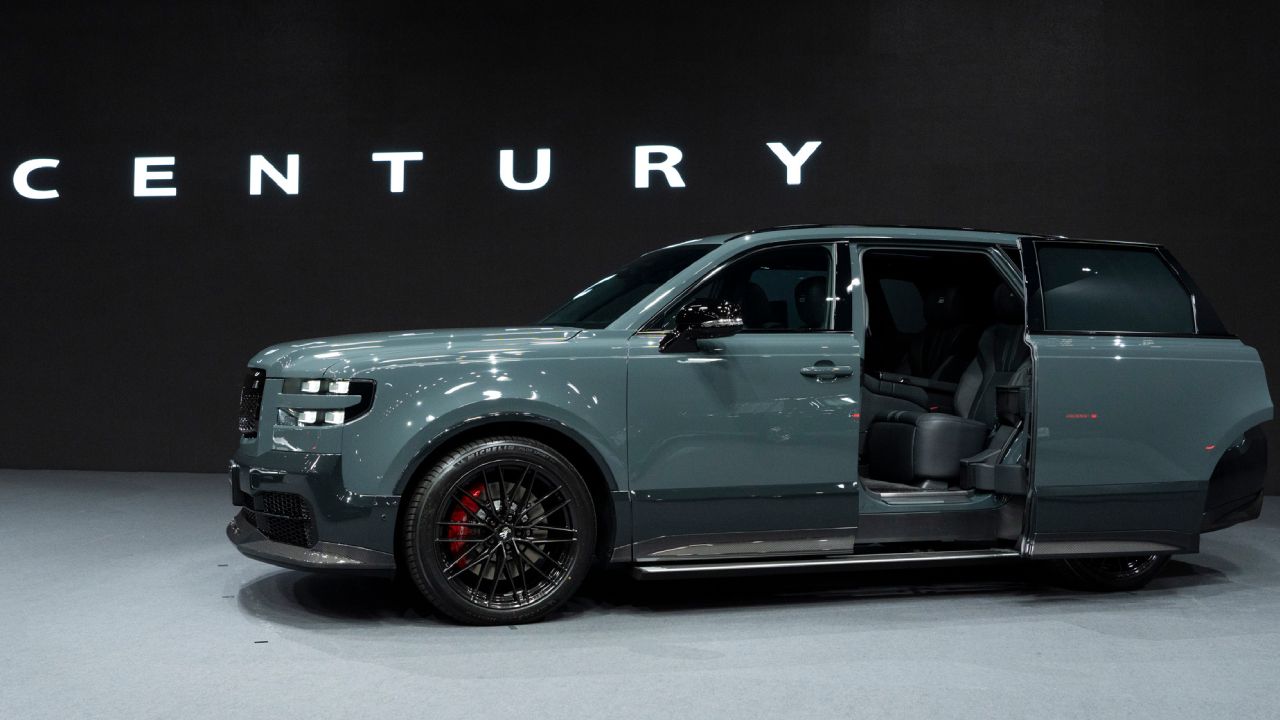 Toyota Century SUV