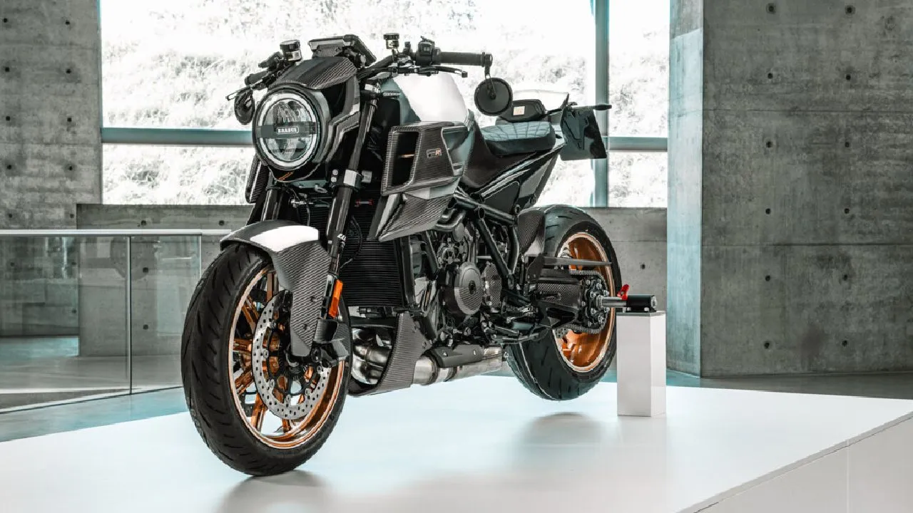 1300 R Masterpiece Edition