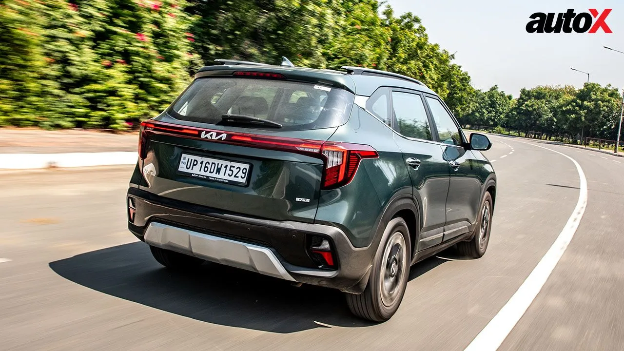 Kia Seltos Rear Right Quarter 1