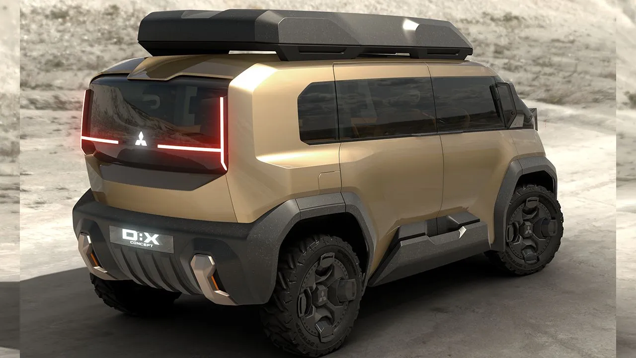 Mitsubishi D X Rear