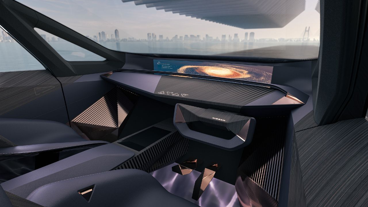 Nissan Hyper Tourer Interior