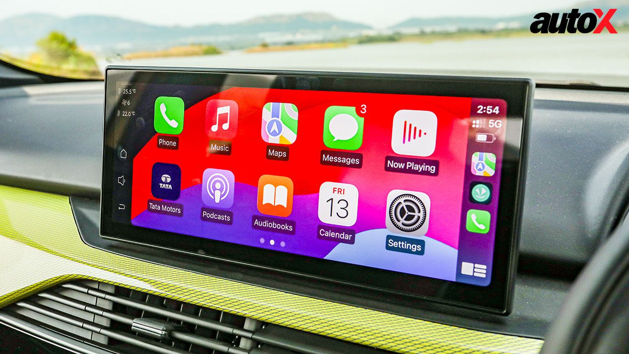 Tata Harrier Apple CarPlay