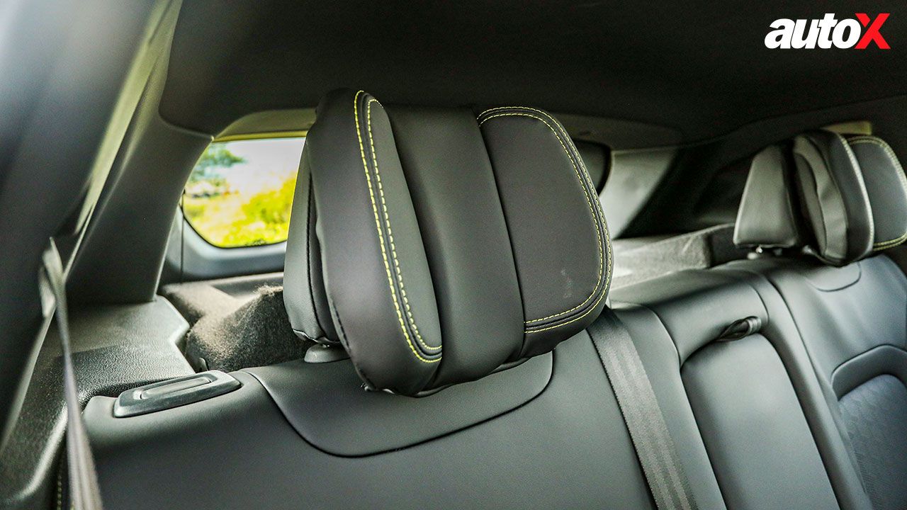 Tata Harrier Rear Headrests