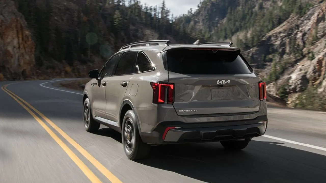 2024 Sorento Kia Rear Quarter