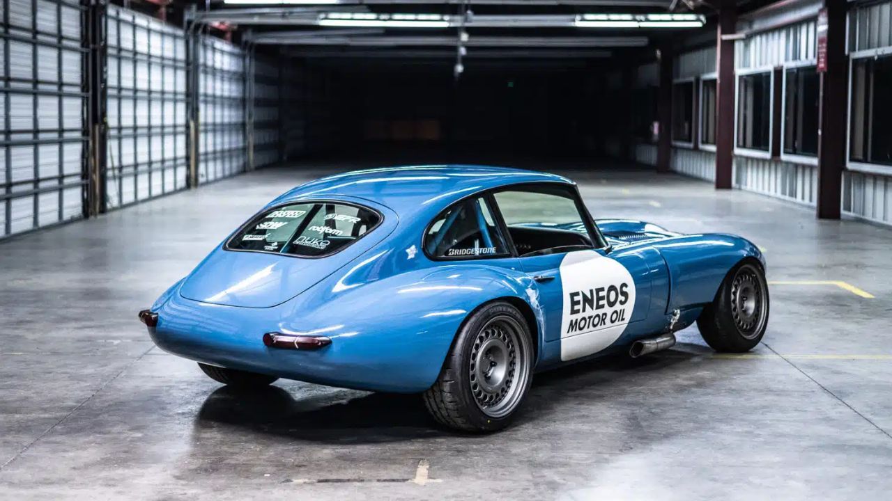 Eneos Jaguar E Type Rear