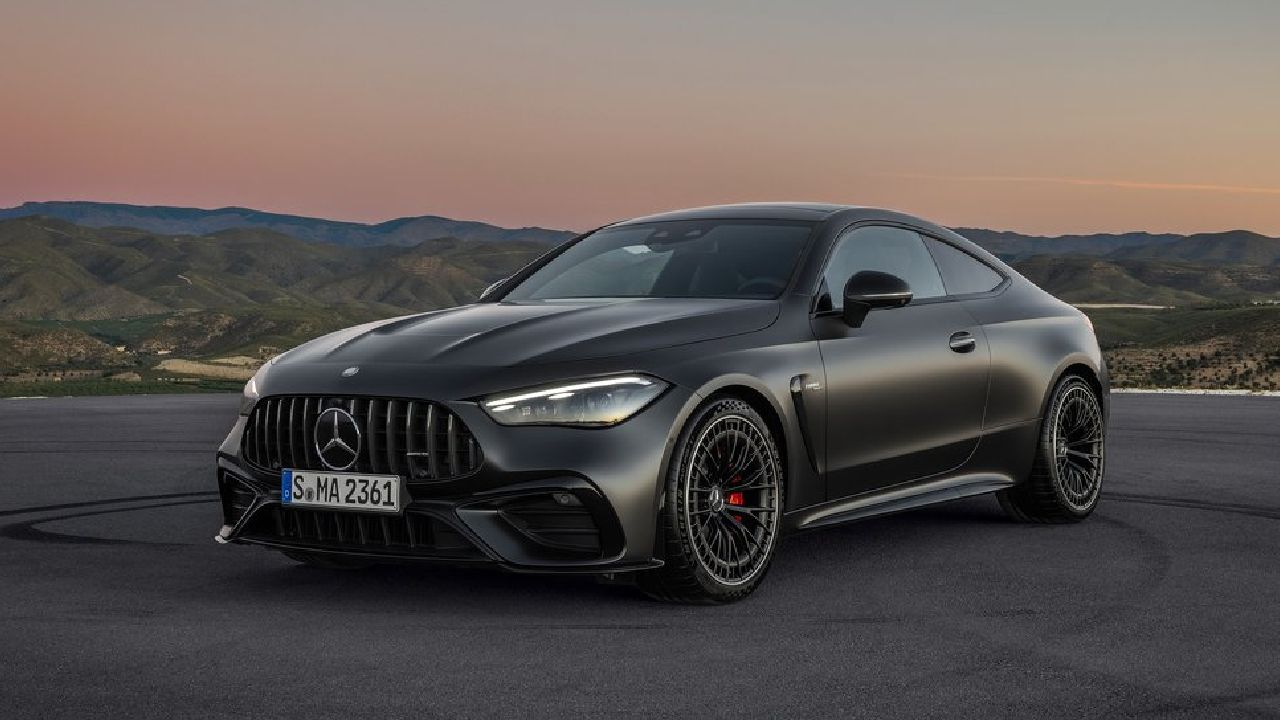 Mercedes AMG CLE 53 Coupe Front Quarter