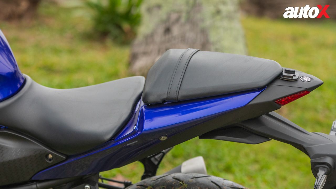 Yamaha YZF R3 Seat