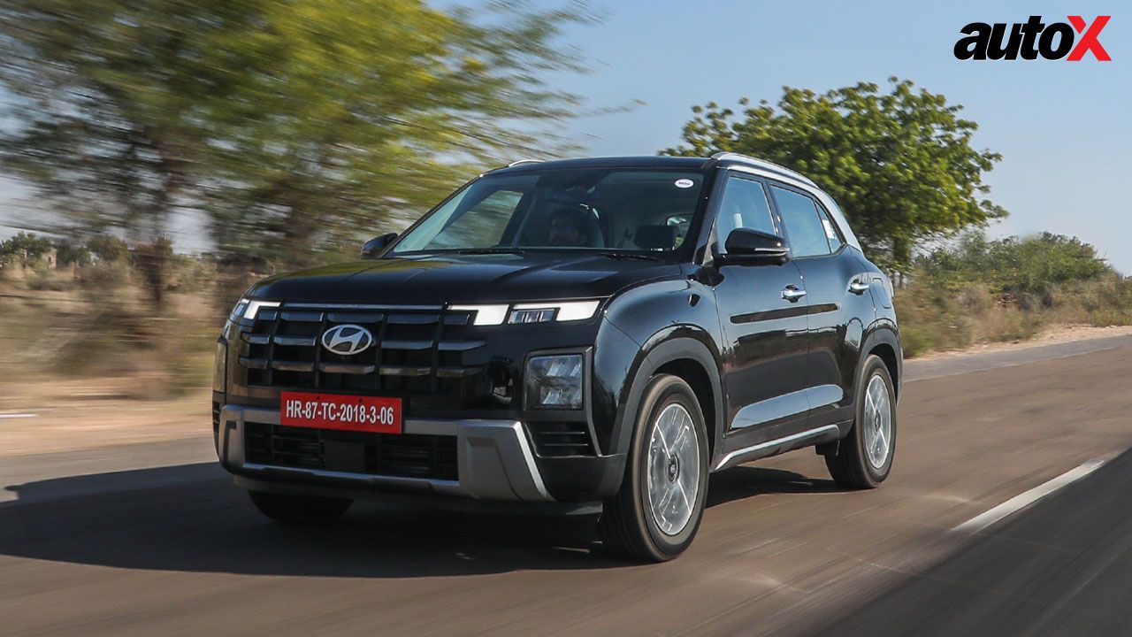 Hyundai Creta Left Side and Front View