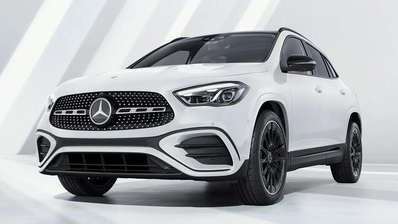 Mercedes GLA Facelift Front Quarter
