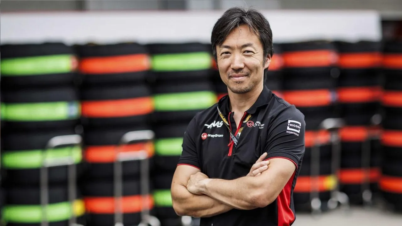 F1 Haas Ayao Komatsu