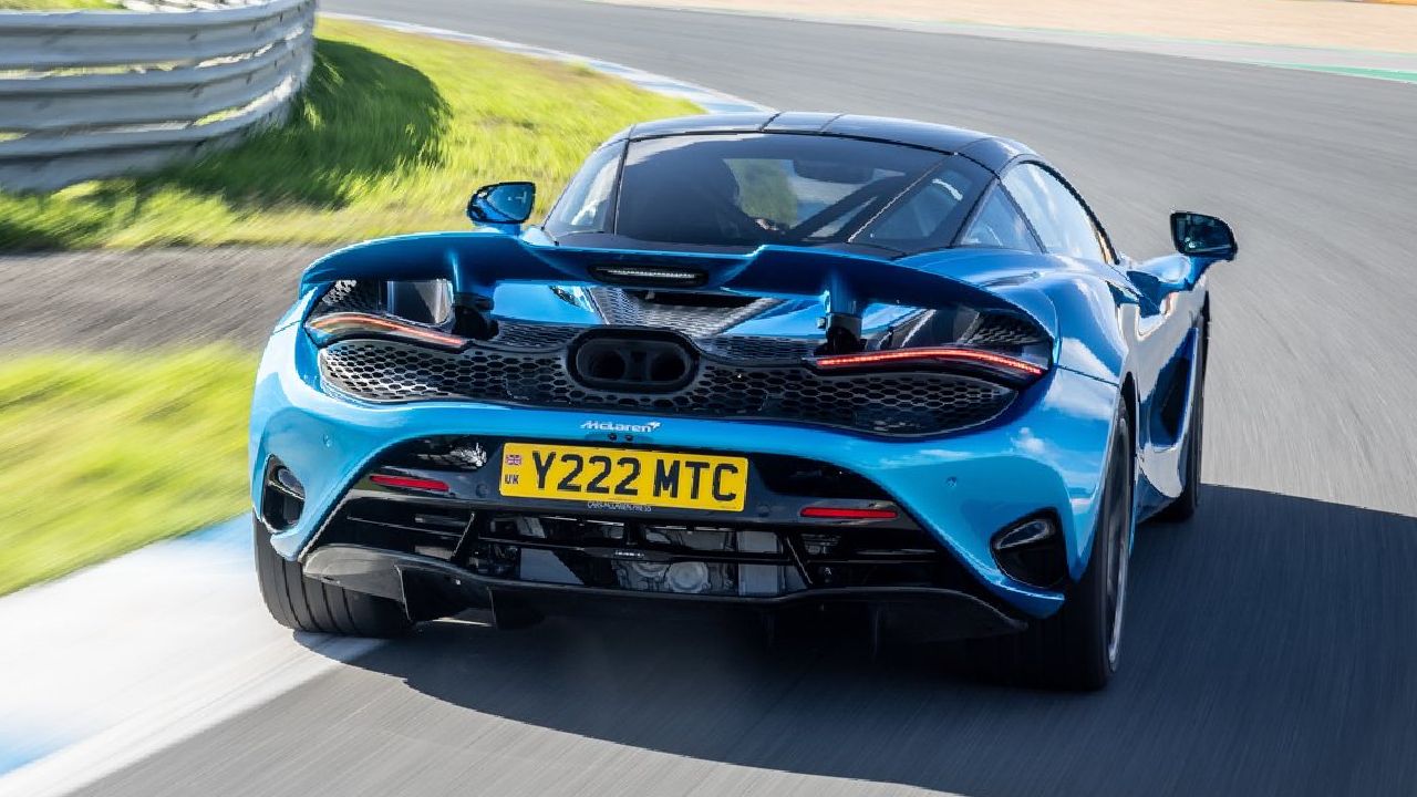 McLaren 750 S Rear