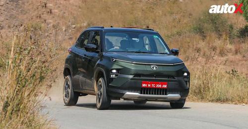 Tata Punch EV Right Front Three Quarter