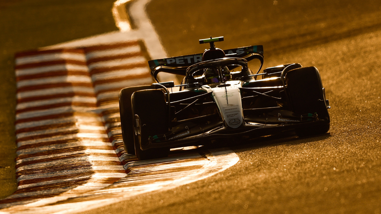F1 Mercedes W15 2 
