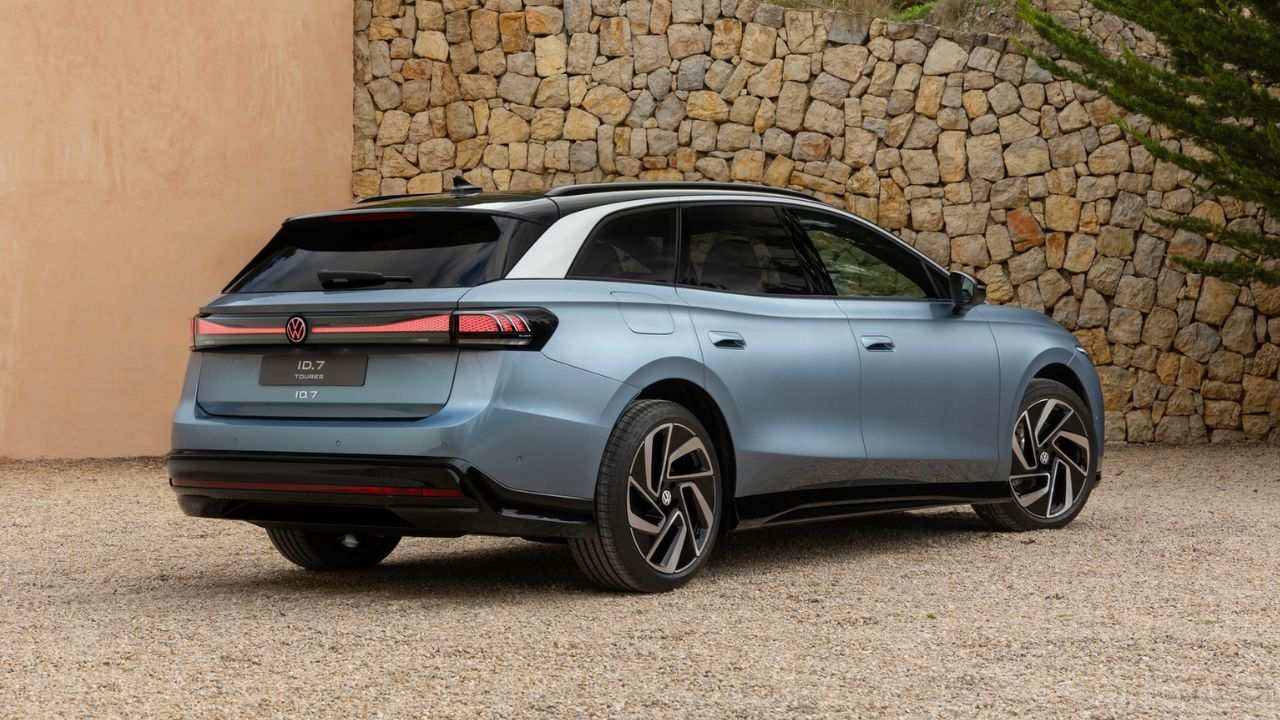 Volkswagen ID 7 Tourer Rear