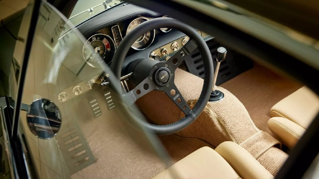 Volvo P1800 Cyan GT Interior 1 