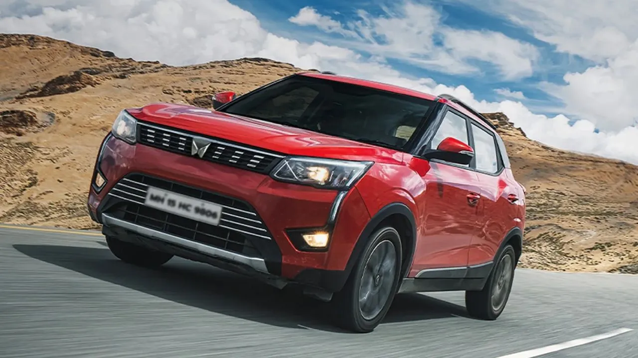 Mahindra XUV300 1 
