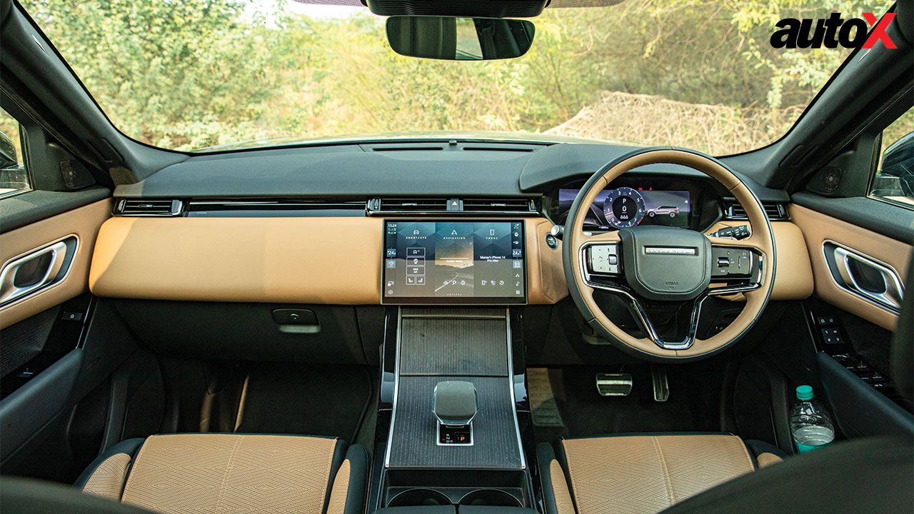 Range Rover Velar View Of Steering Console And Instrumentation