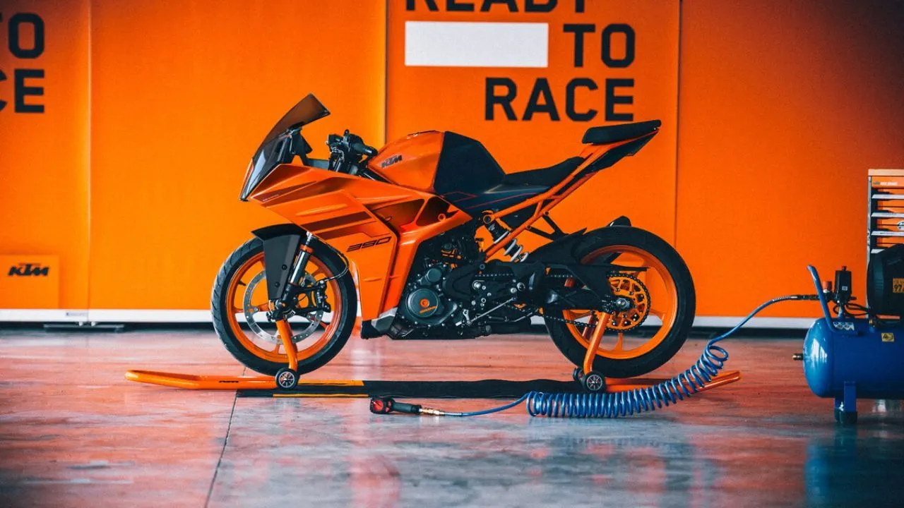 KTM-RC-390-2024 KTM-RC-390-2024