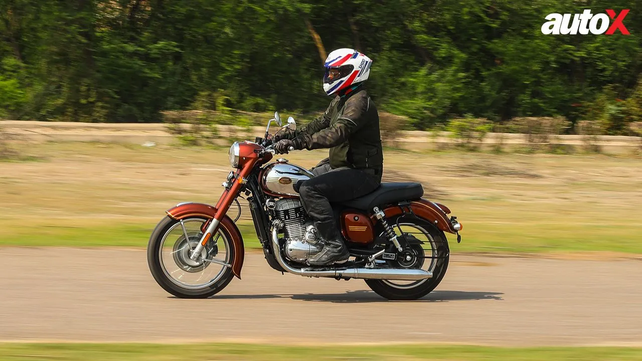Jawa 350 Right Side View