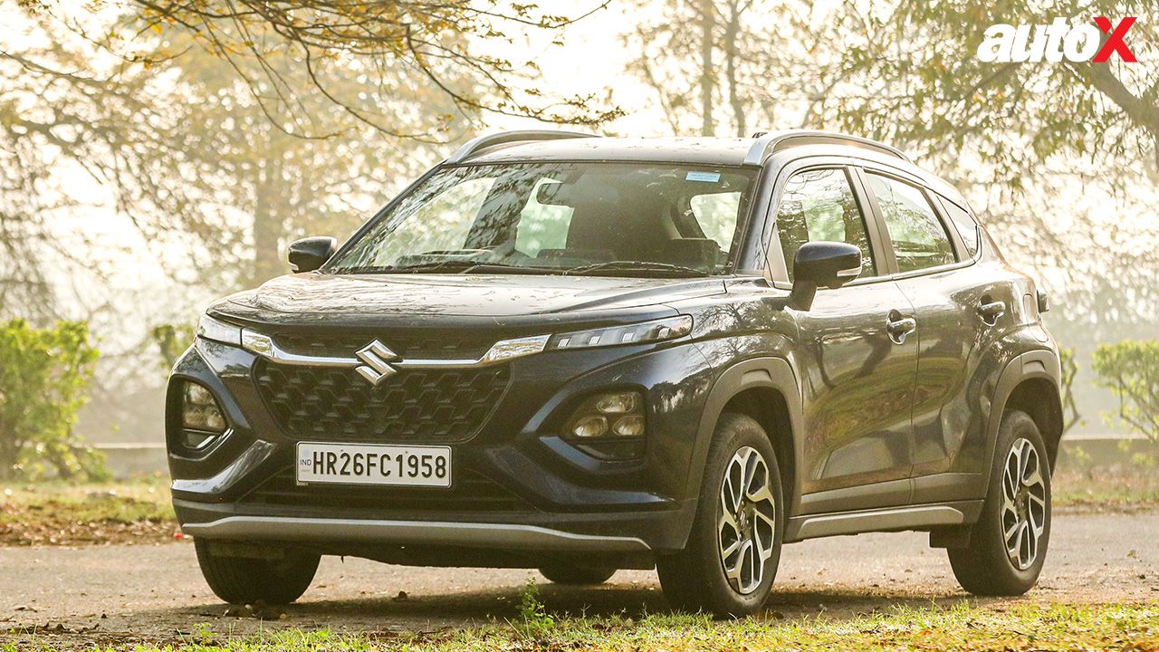 Maruti Suzuki Fronx Left side and Front view