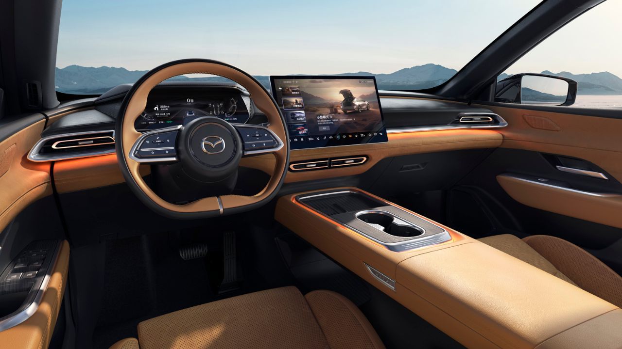 Mazda EZ 6 Interior