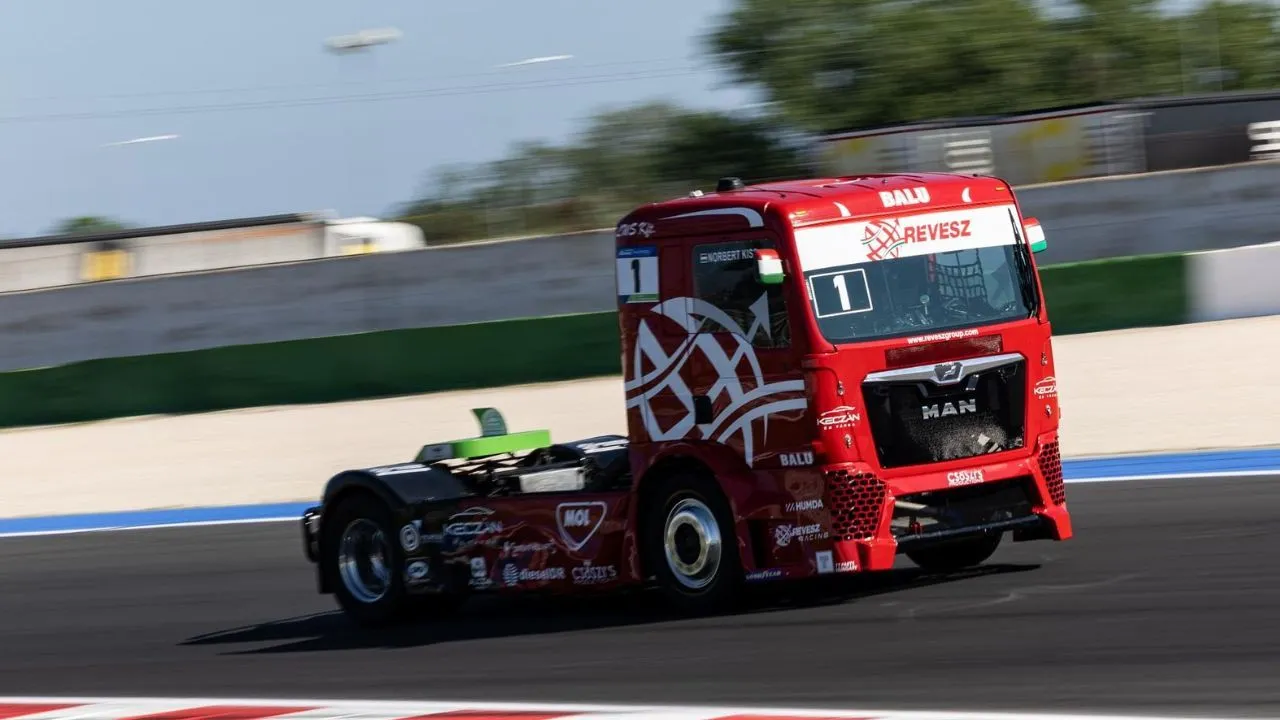 Truck Racing 1 