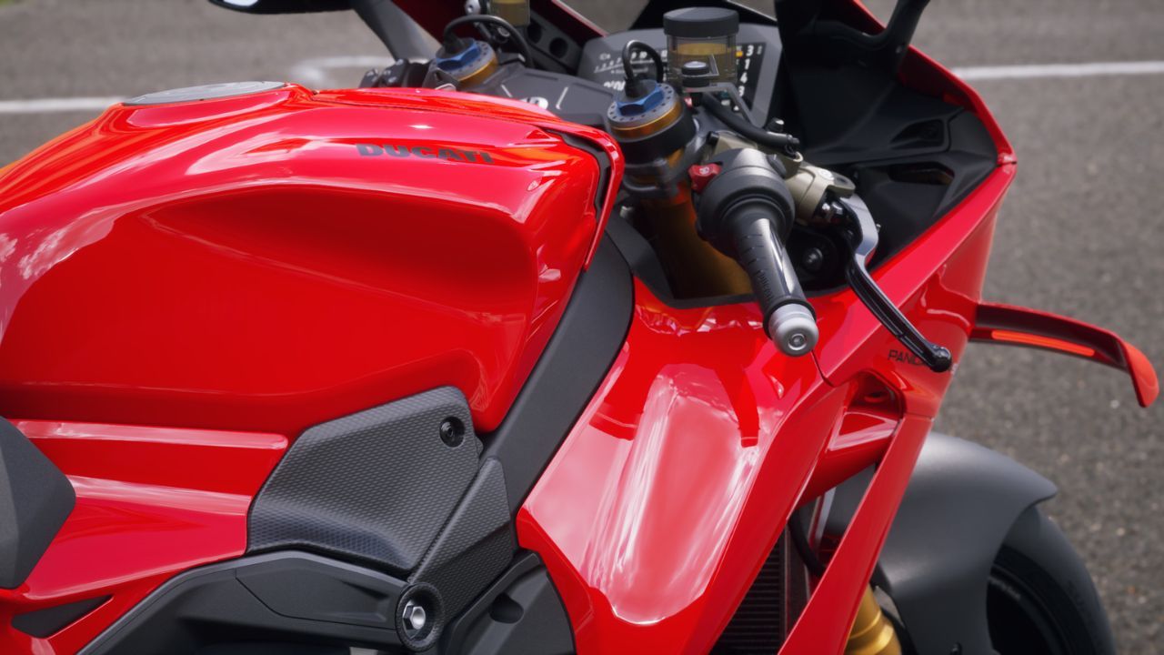 2025 Ducati Panigale V4 Fuel Tank