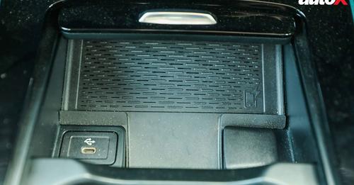 Mercedes Benz EQA Center Console