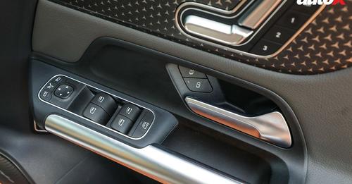 Mercedes Benz EQA Seat Memory Buttons