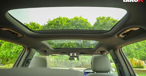 Mercedes Benz EQA Sunroof