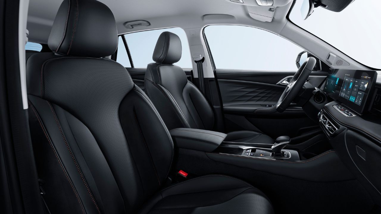 New MG HS SUV Interior