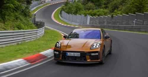 Porsche Panamera Nurburgring