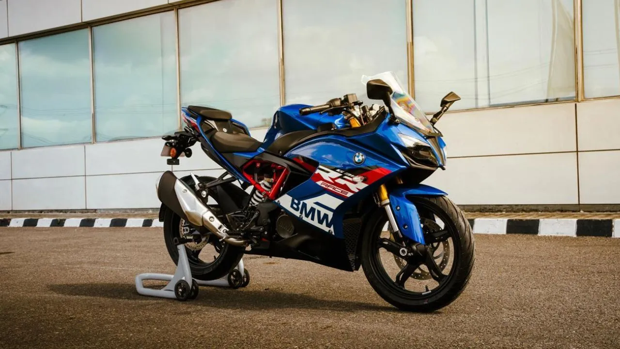 BMW G 310 RR Racing Blue Metallic BMW G 310 RR Racing Blue Metallic
