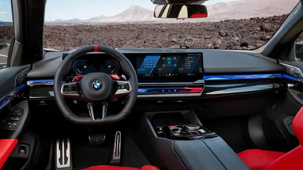 BMW M5 Touring Interior